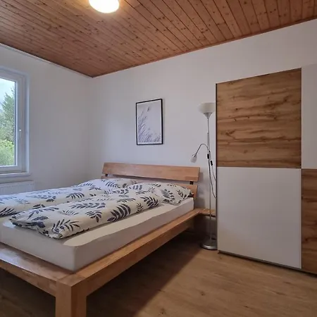 Apartment Apartment- Pernter