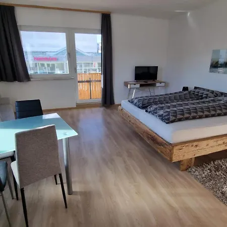 Apartment- Pernter *