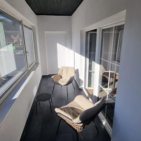 Apartment- Pernter