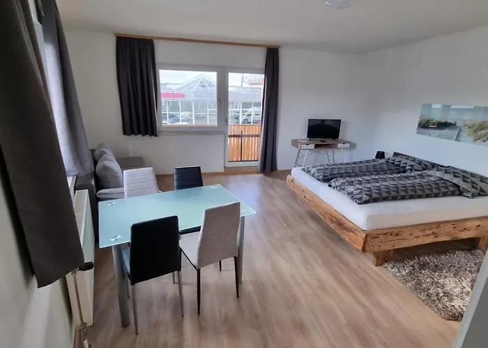 Daire Apartment- Pernter